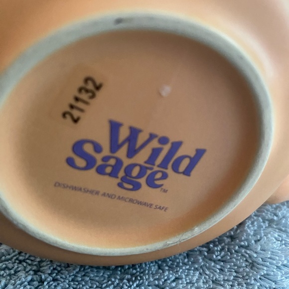 Cat Coffee/Tea Mug, 4” tall, NEW, inside says YOU ARE PURRFECT, dishwasher safe - Picture 4 of 6